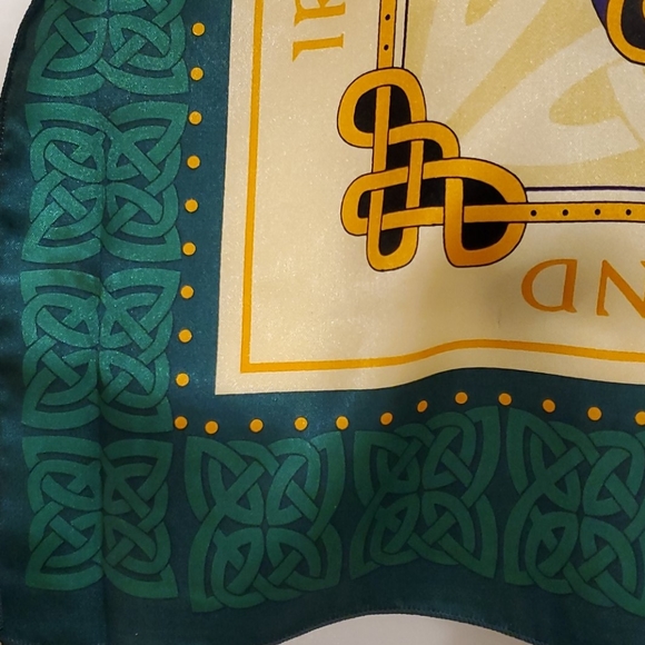 Scarf - Picture 5 of 5